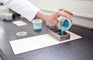 Qualitätsprüfung für Keramikanwendung